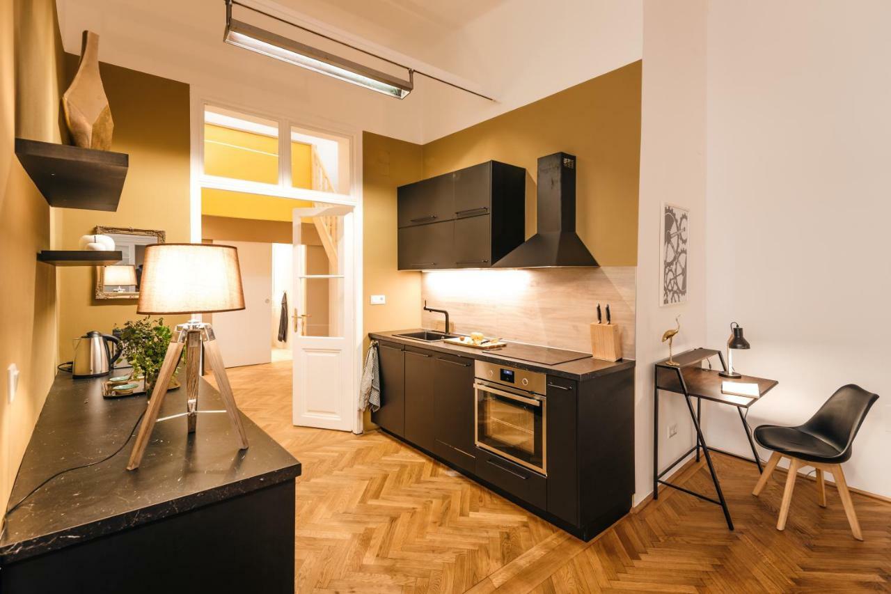 The Temple Apartment Vienna Exterior photo